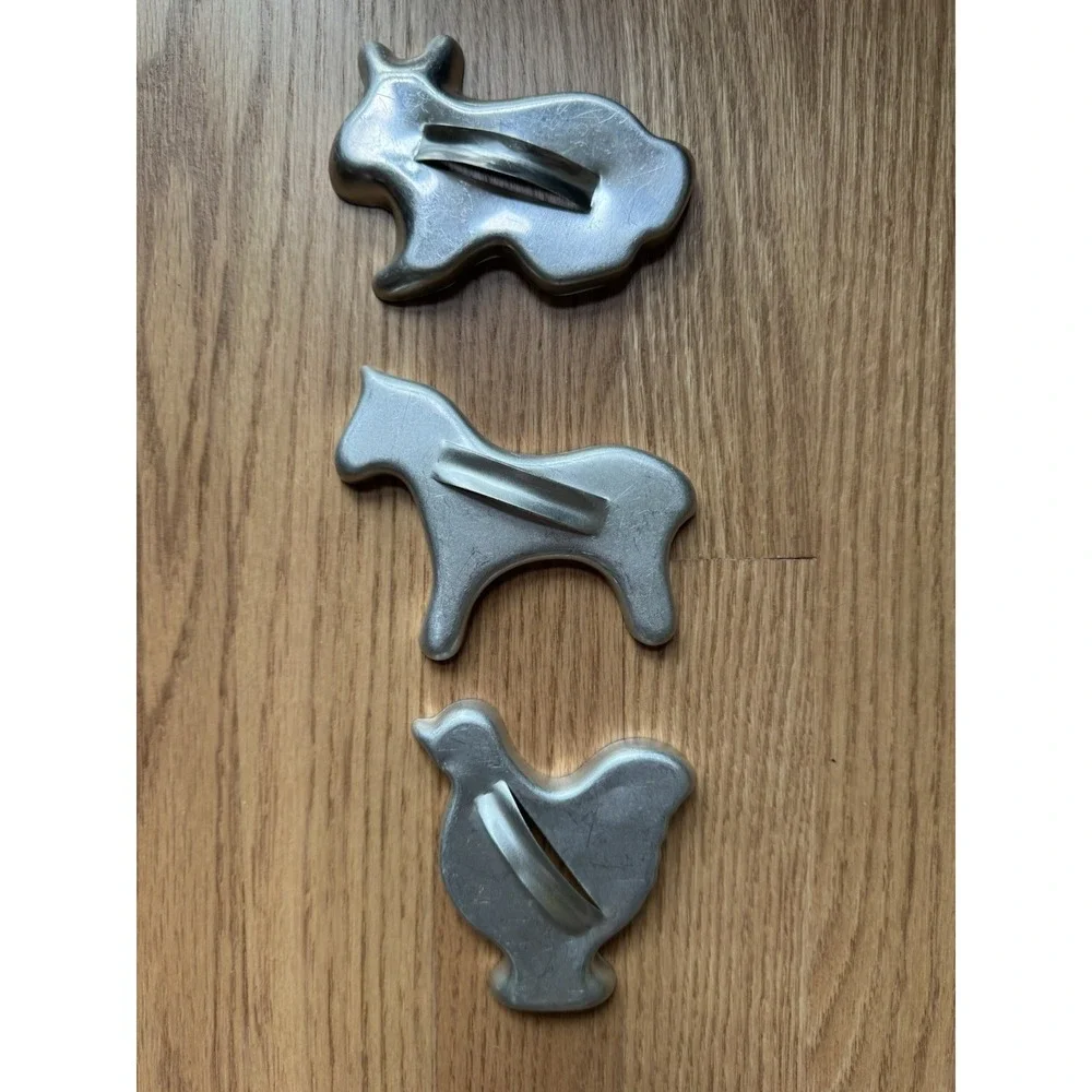 Vintage Aluminum Farm Animal Cookie Cutters Set of 3 Horse Chicken Rabbit 1950s‎